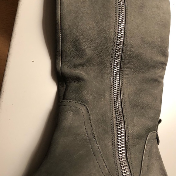 Aldo Knee high leather upper boot with side zipper. Size 6. - Picture 4 of 9